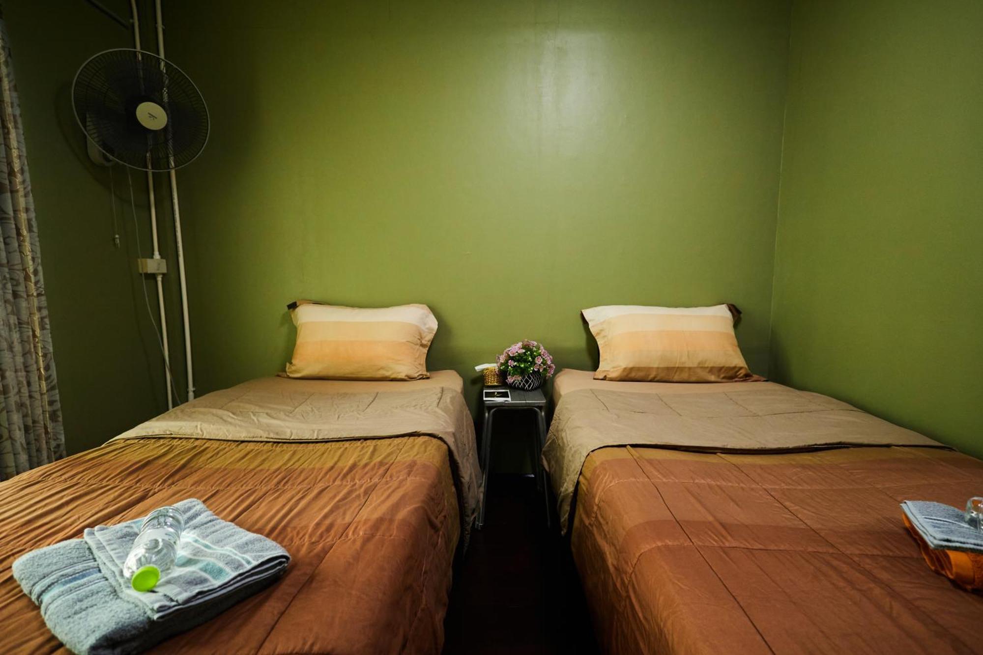 Chommuang Guest House Ayutthaya Chambre photo